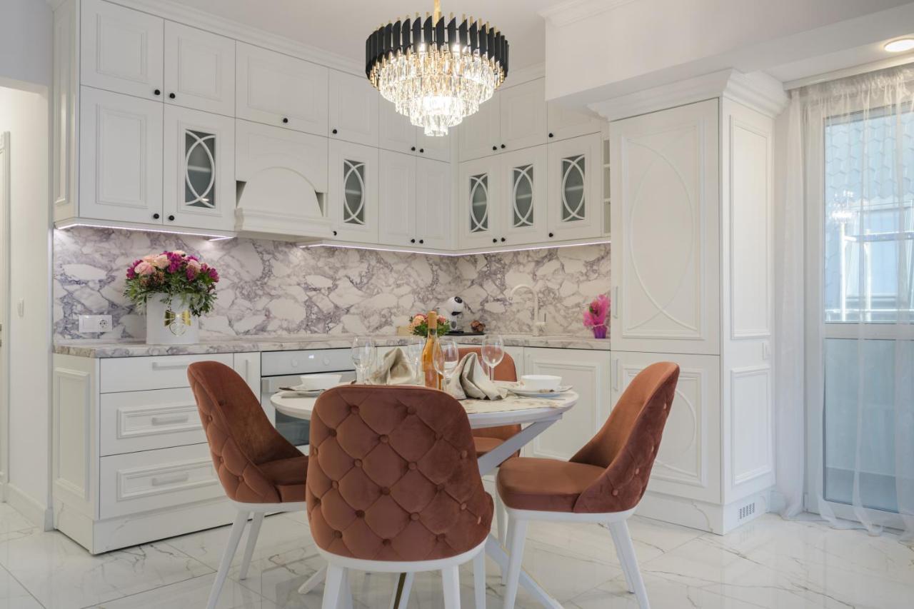 Лукс На Море Luxury Apartment In Downtown With Garage Varna Dış mekan fotoğraf